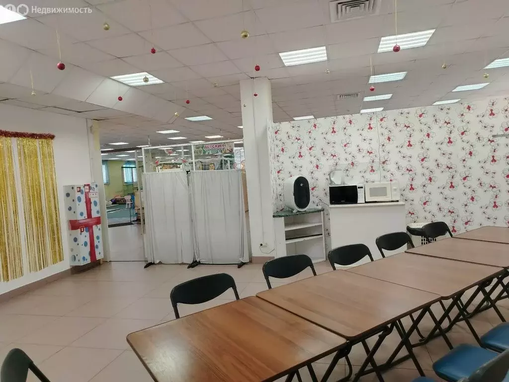 Торговая площадь (257 м) - Фото 1