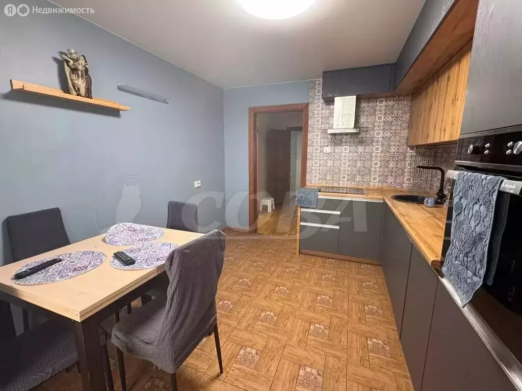 3-комнатная квартира: Тюмень, улица Мельникайте, 129 (66.5 м) - Фото 2