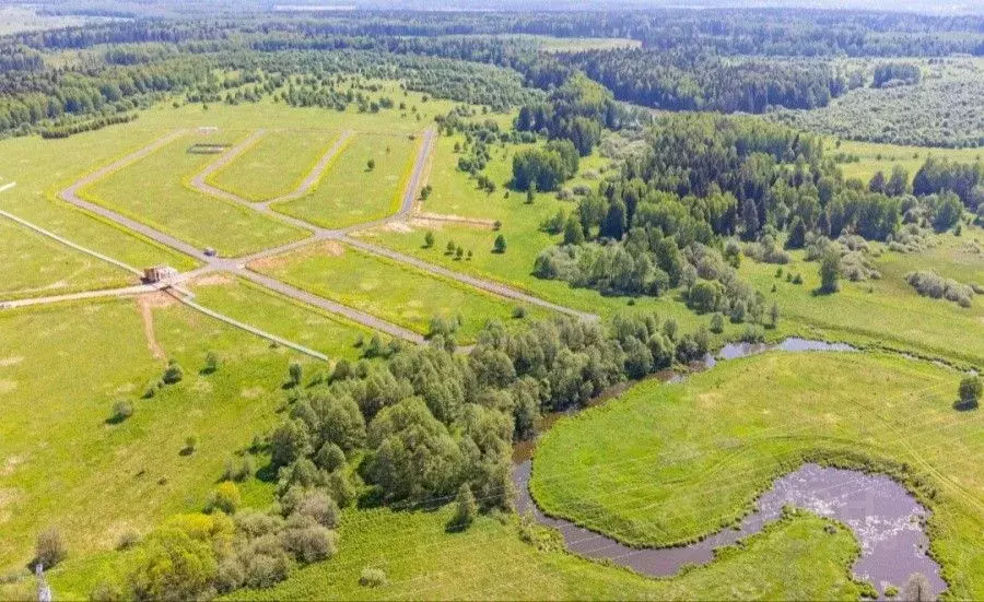 Участок в Калужская область, Боровский муниципальный округ, д. ... - Фото 1