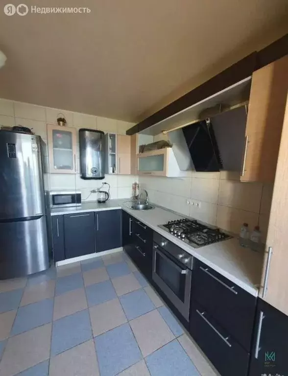 3-комнатная квартира: Смоленск, улица Фрунзе, 38А (120 м) - Фото 1