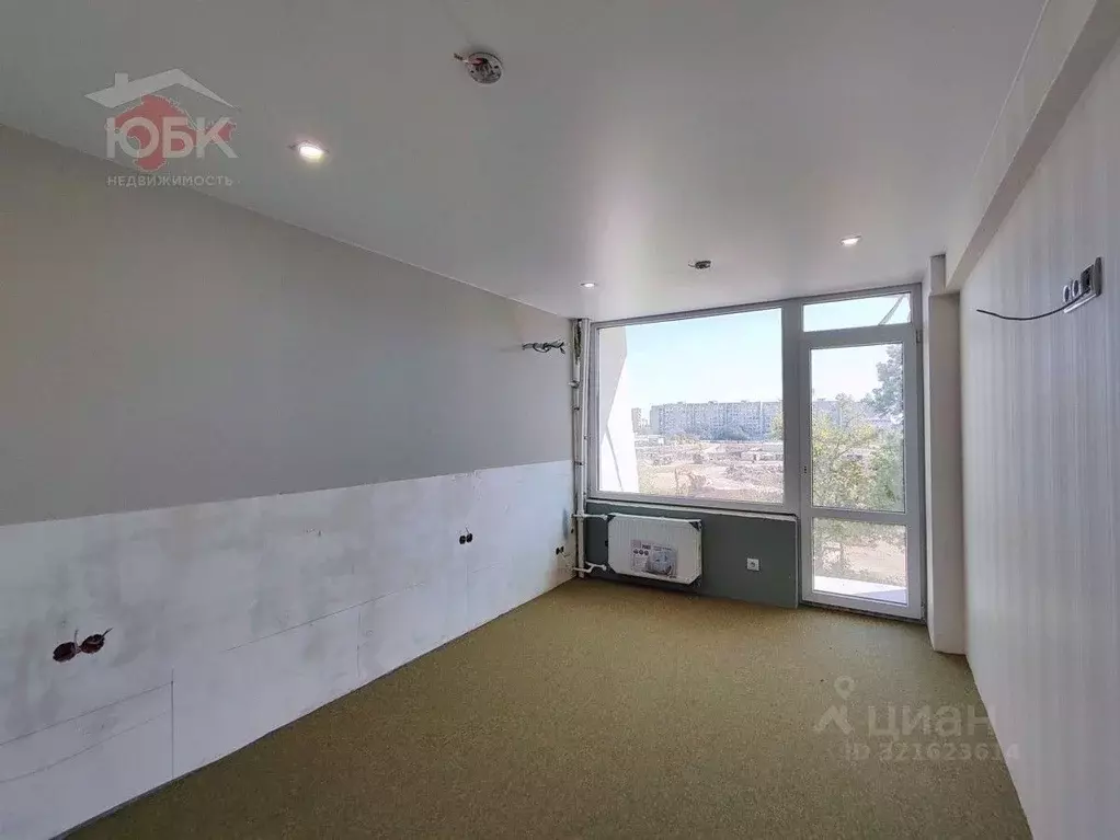 Свободной планировки кв. Крым, Евпатория просп. Ленина, 64 (14.7 м) - Фото 2