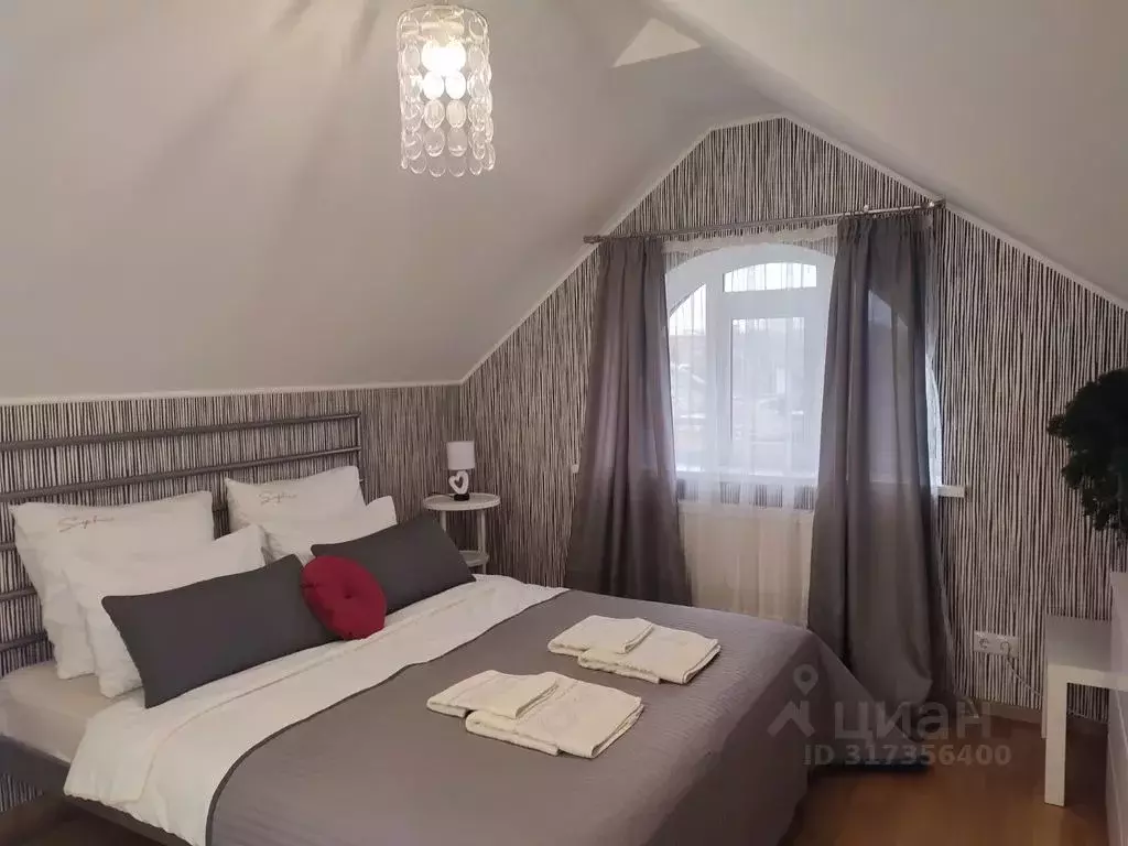 Дом в Ростовская область, Таганрог ул. Панфилова, 107Д (100 м) - Фото 1