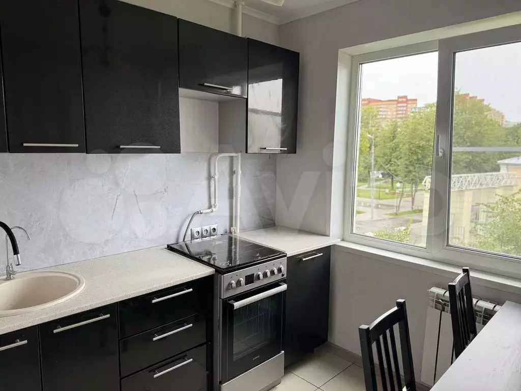 3-к. квартира, 60 м, 3/5 эт. - Фото 0