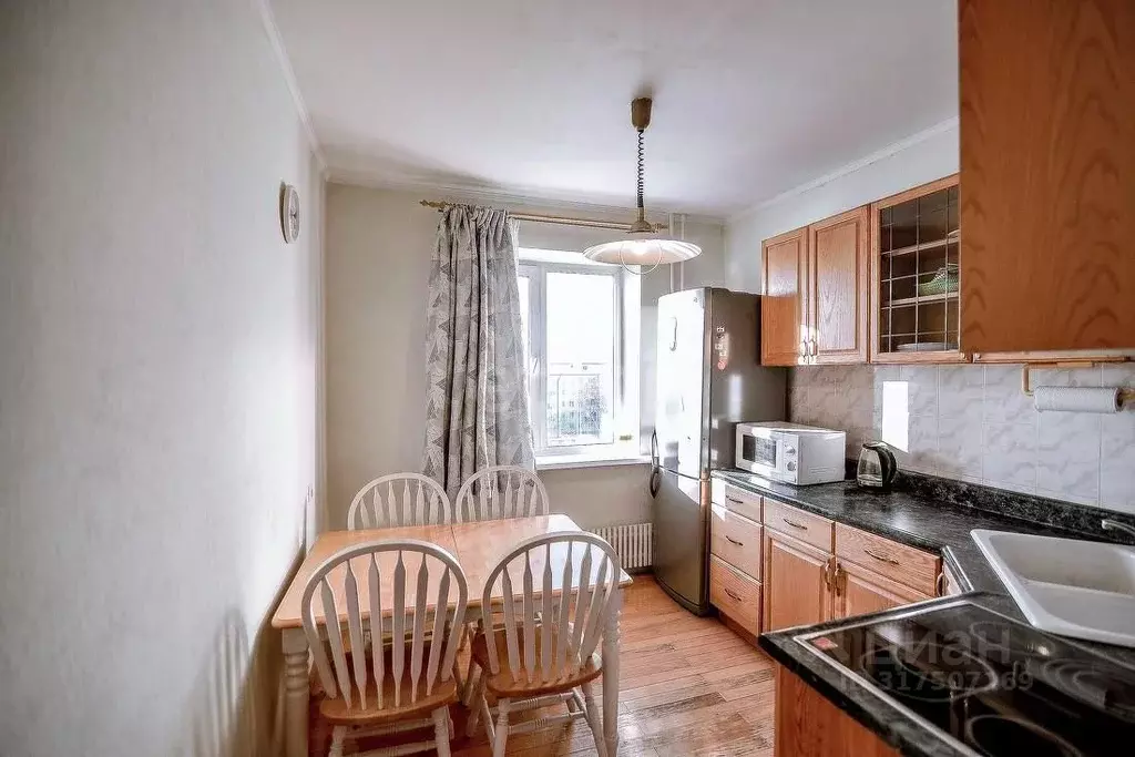 2-к кв. Сахалинская область, Южно-Сахалинск Комсомольская ул., 287 ... - Фото 1