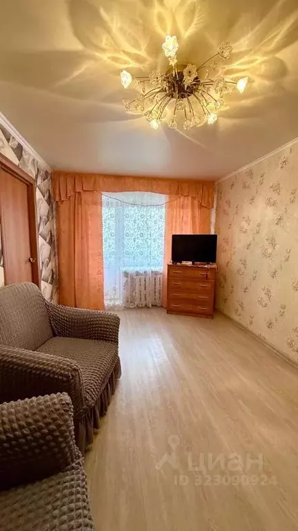 2-к кв. Орловская область, Орел Комсомольская ул., 253 (40.0 м) - Фото 1