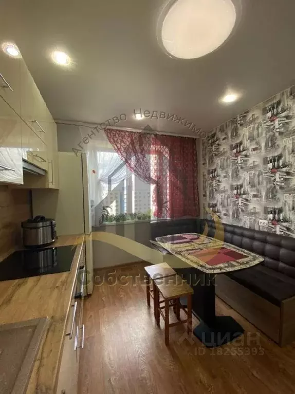 3-к кв. Белгородская область, Старый Оскол Жукова мкр, 20 (65.1 м) - Фото 1