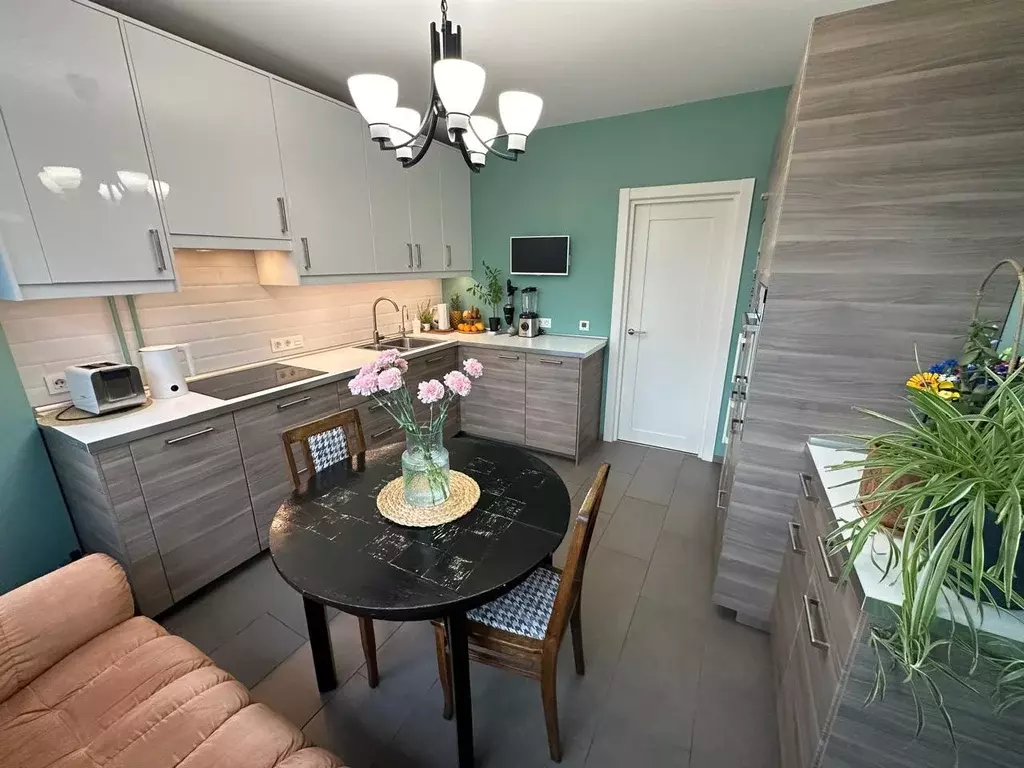 Продаётся 2-к квартира, 60 м - Фото 0