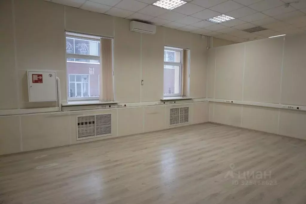 Офис в Москва ул. Орджоникидзе, 11С40 (302 м) - Фото 2