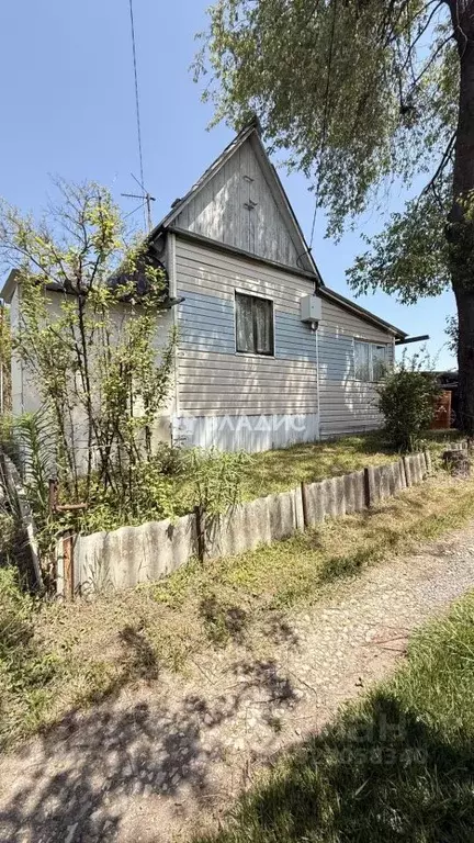 Дом в Приморский край, Уссурийск ул. Топоркова, 120 (16 м) - Фото 0