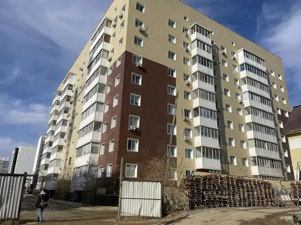 2-к кв. Саха (Якутия), Якутск ул. Рыдзинского, 24к2 (42.7 м) - Фото 0