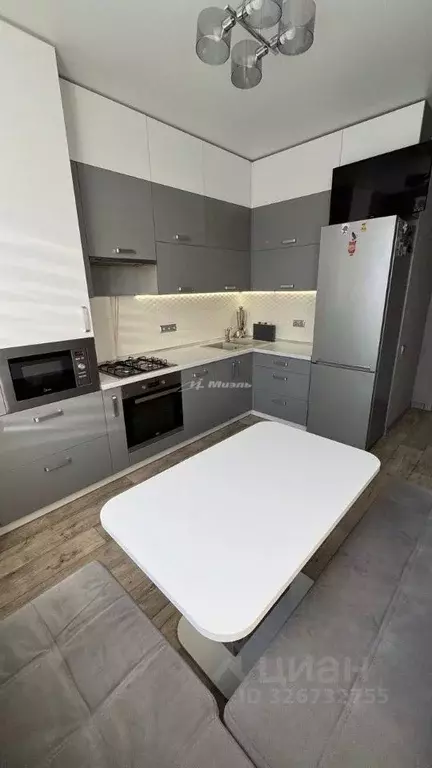 1-к кв. Крым, Симферополь ул. Батурина, 101 (41.3 м) - Фото 2