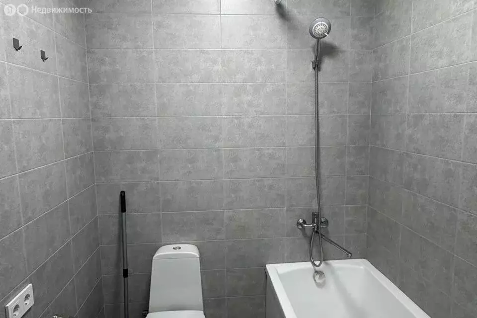 Квартира-студия: Краснодар, улица Западный Обход, 39/2к7 (22 м) - Фото 1