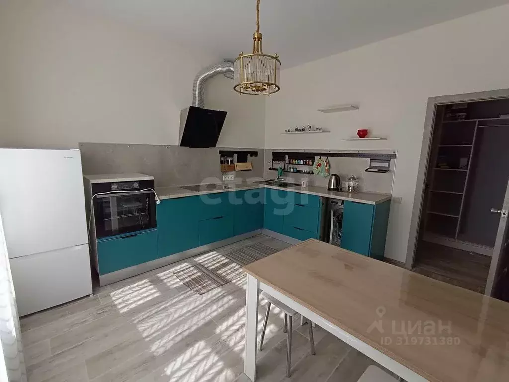 2-к кв. Тюменская область, Тобольск Октябрьская ул., 19А (63.0 м) - Фото 1
