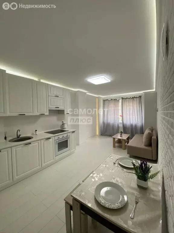 2-комнатная квартира: деревня Большие Жеребцы, микрорайон Восточный, ... - Фото 1