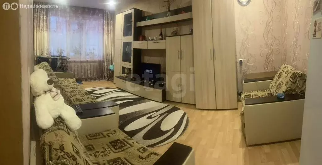 2-комнатная квартира: Златоустовский городской округ, посёлок ... - Фото 1