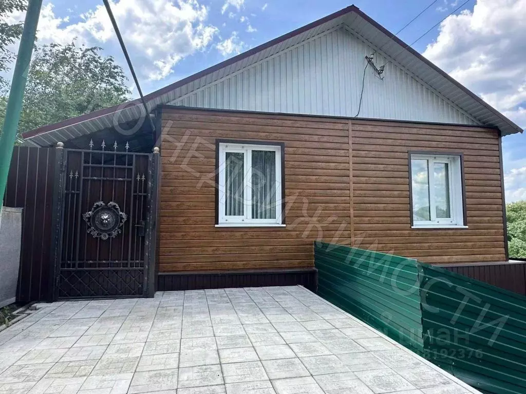Дом в Саратовская область, Балашов Совхозный пер., 16 (71 м) - Фото 0