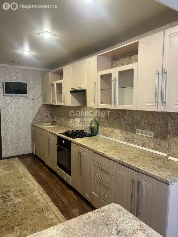 2-комнатная квартира: Кисловодск, улица Пушкина, 72 (55 м) - Фото 1