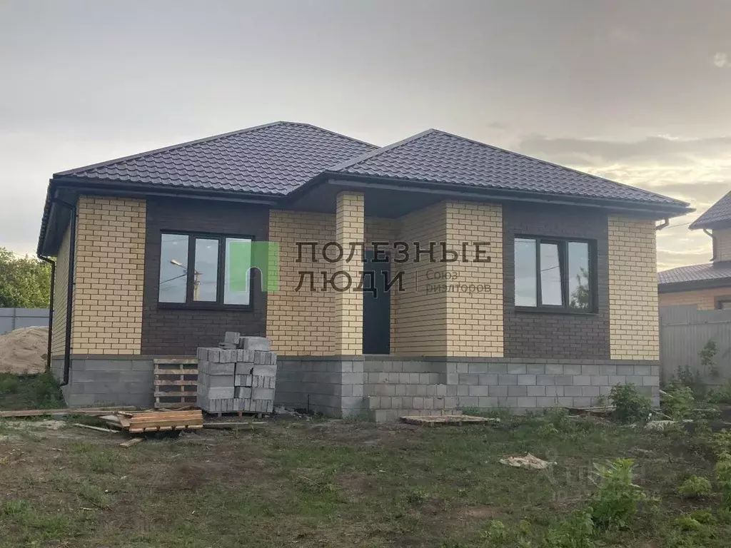 Дом в Белгородская область, Белгородский район, пос. Майский, ... - Фото 1