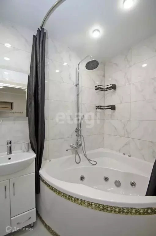 Продаётся 3-к квартира, 57.9 м - Фото 0