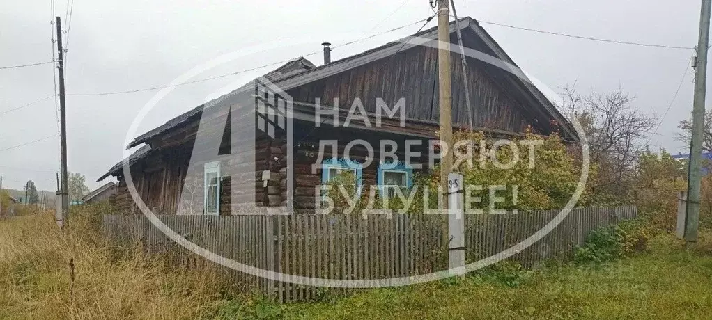 Дом в Пермский край, Ильинский городской округ, с. Ивановское пер. ... - Фото 0