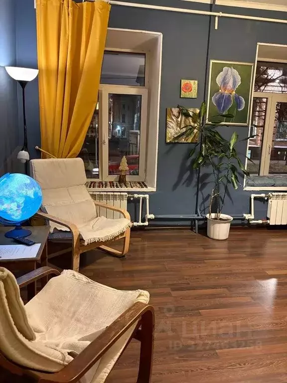 2-к кв. Санкт-Петербург 5-я Васильевского острова линия, 4 (50.0 м) - Фото 2