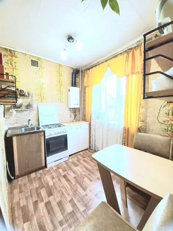 3-к. квартира, 60 м, 5/6 эт. - Фото 1