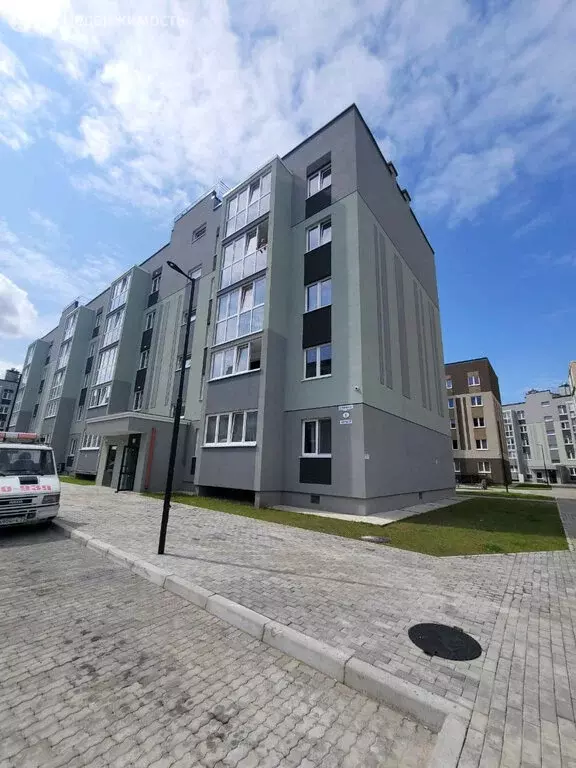 1-комнатная квартира: Большое Исаково, улица Василия Сухомлинского, ... - Фото 0