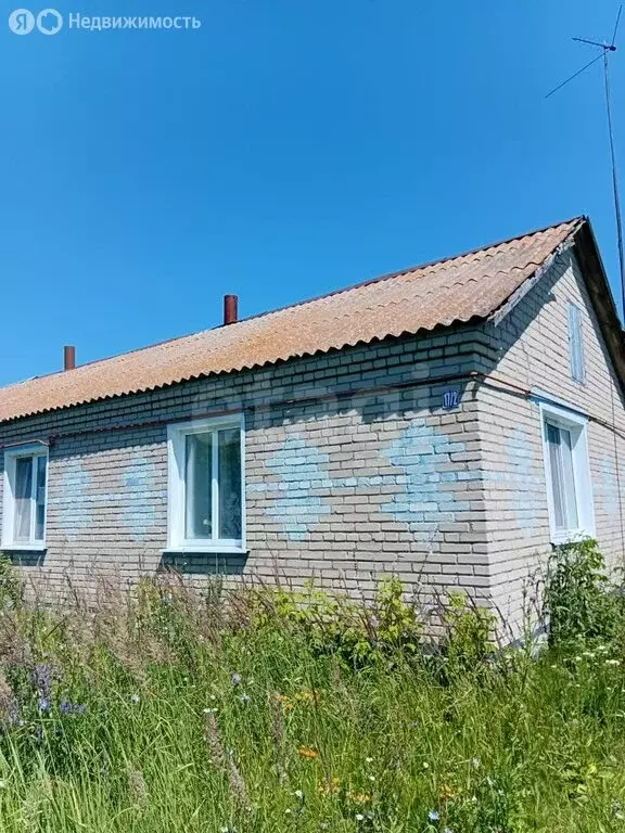 Дом в Колышлейский район, Пограничный сельсовет, село Пограничное ... - Фото 0