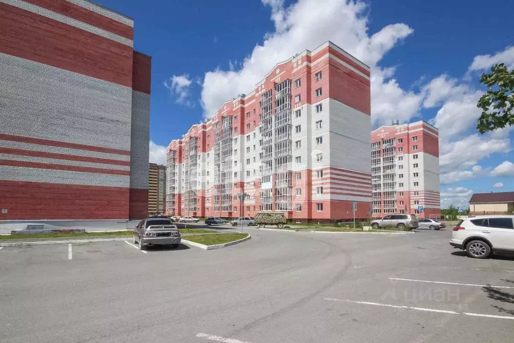 1-к кв. Тюменская область, Тюмень ул. Газопромысловая, 5 (45.0 м) - Фото 1