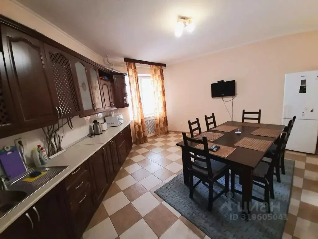 2-к кв. Ставропольский край, Кисловодск ул. Гагарина, 8А (86.0 м) - Фото 1