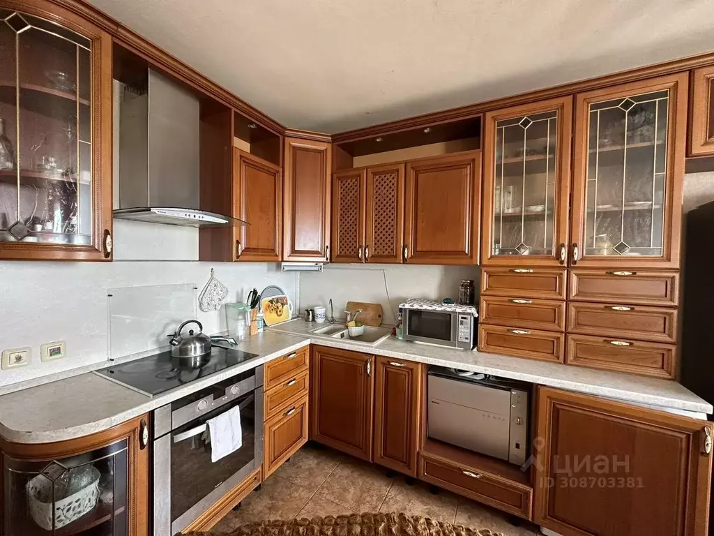 2-к кв. Карелия, Петрозаводск ул. Варламова, 39 (64.0 м) - Фото 1