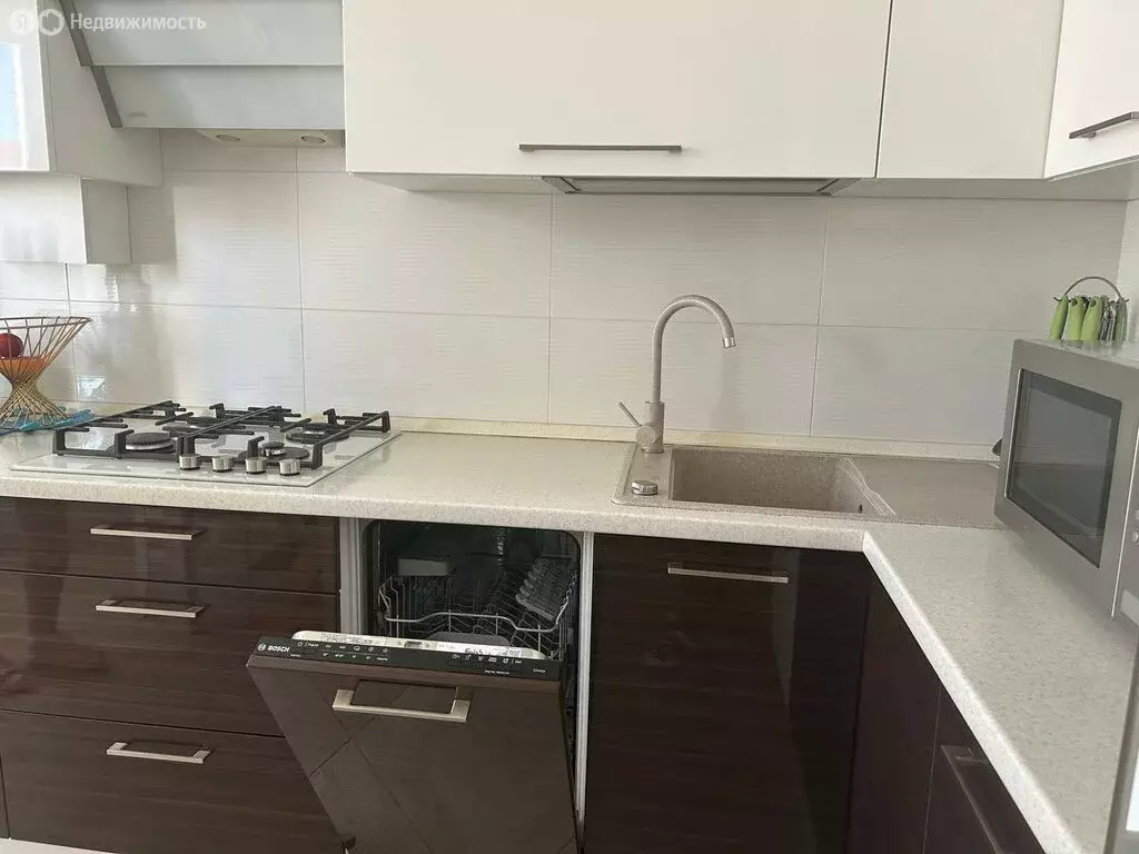 1-комнатная квартира: Калининград, улица Виктора Гакуна, 9 (43.1 м) - Фото 2