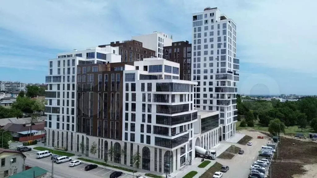 Студия Кабардино-Балкария, Нальчик ул. Кешокова, 1А (81.75 м) - Фото 1