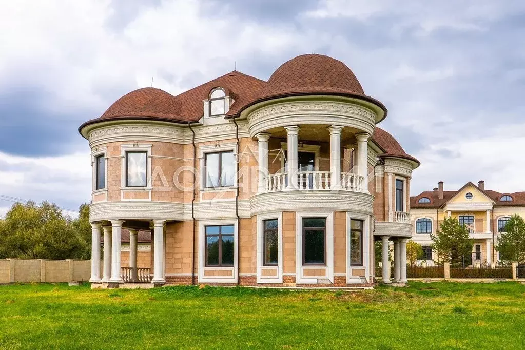 Дом в Москва № 151 кв-л,  (855 м) - Фото 1