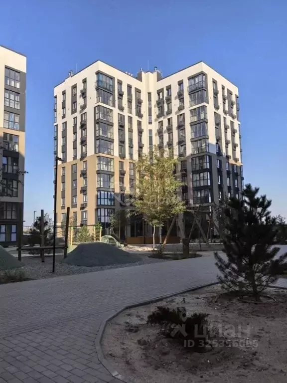 2-к кв. Волгоградская область, Волгоград ул. Тракторостроителей, 21 ... - Фото 1