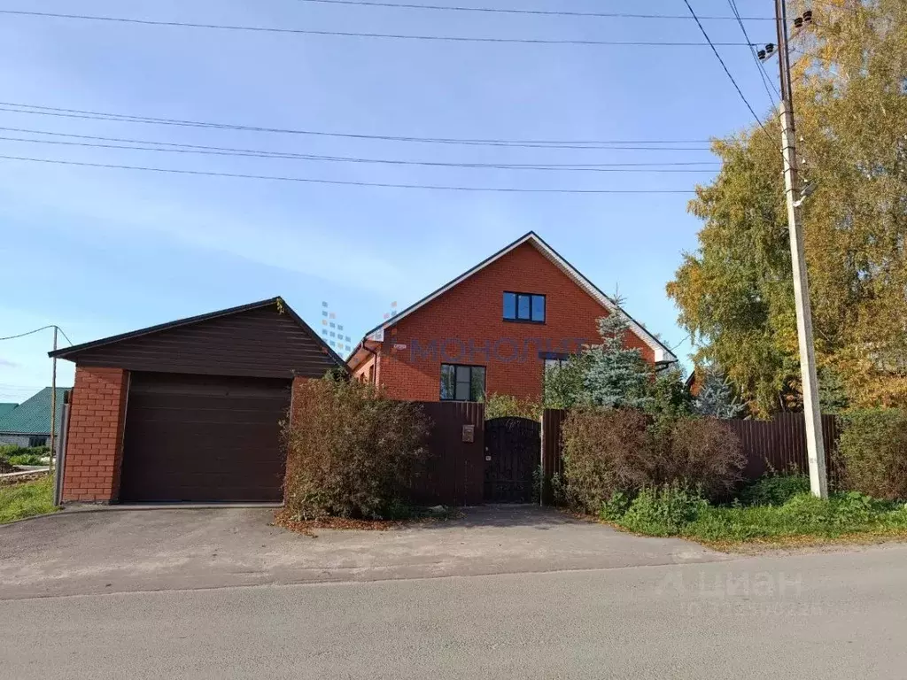 Дом в Нижегородская область, Урень ул. Контак, 28 (220 м) - Фото 2