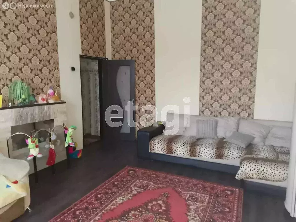 2-комнатная квартира: Верхняя Салда, улица Калинина, 33 (66.2 м) - Фото 1