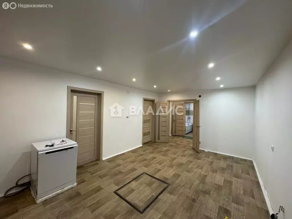 Дом в Улан-Удэ, 122-й микрорайон, 125А (100 м) - Фото 1