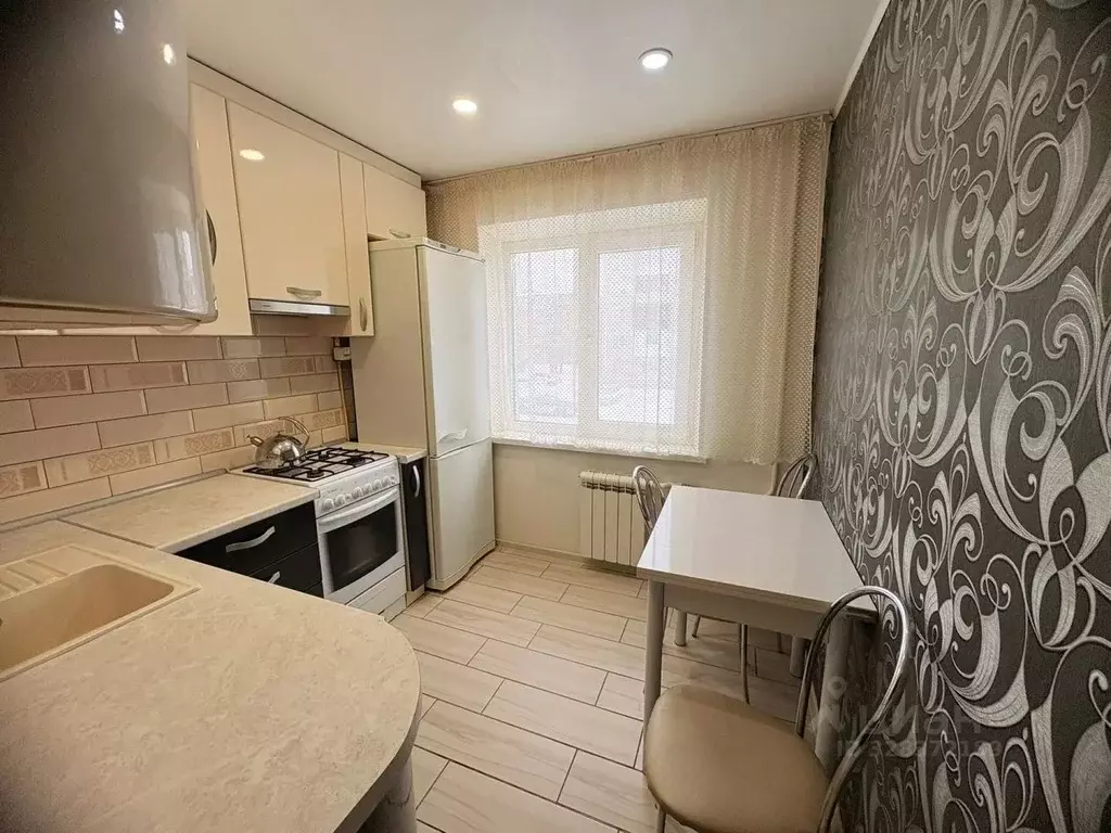 3-к кв. Омская область, Омск ул. 27-я Северная, 121Б (58.3 м) - Фото 1