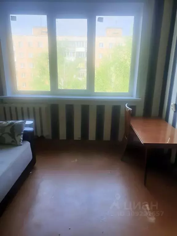 Комната Новосибирская область, Новосибирск ул. Кошурникова, 39 - Фото 1