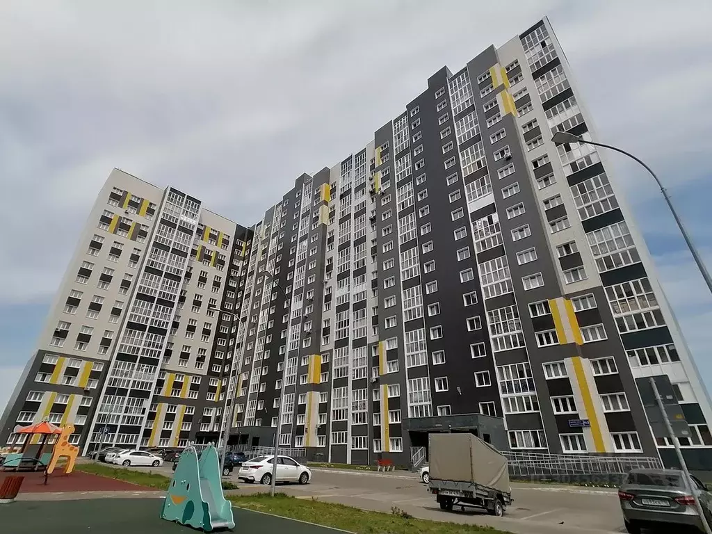 2-к кв. Татарстан, Казань ул. Генерала Махмута Гареева, 11/2 (40.3 м) - Фото 1