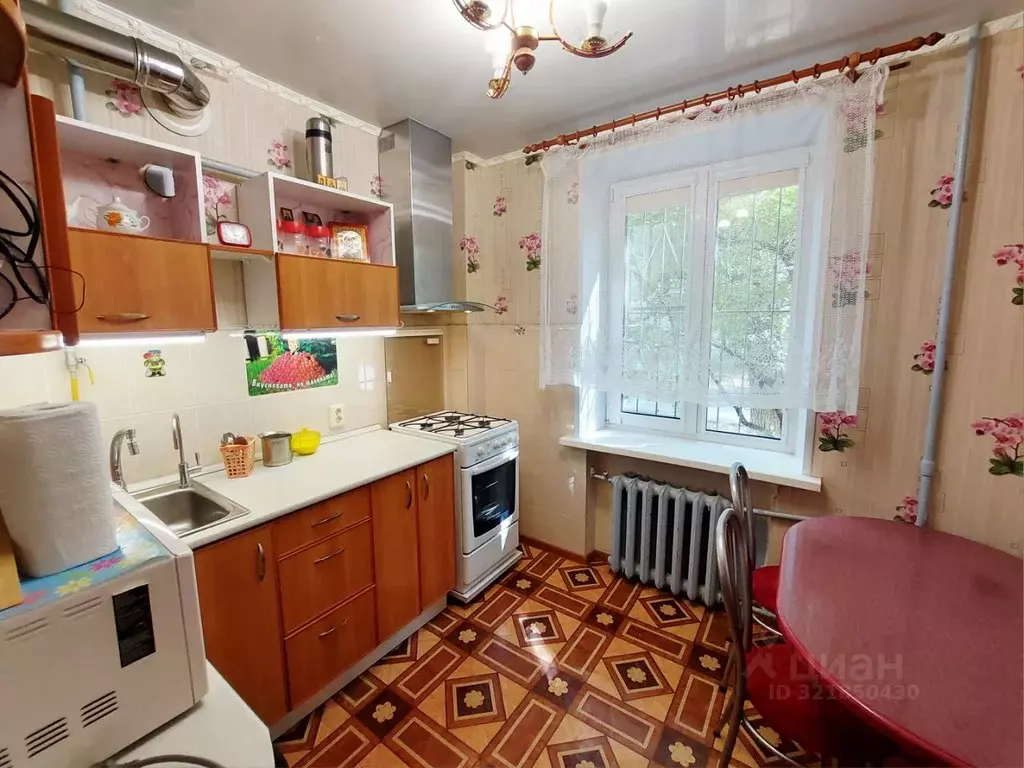 3-к кв. Волгоградская область, Волжский ул. Горького, 38 (81.1 м) - Фото 1