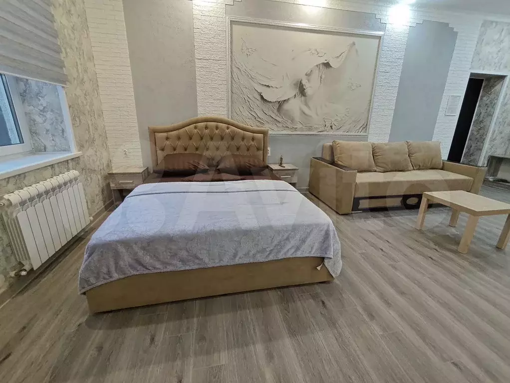 Апартаменты-студия, 50 м, 1/3 эт. - Фото 1