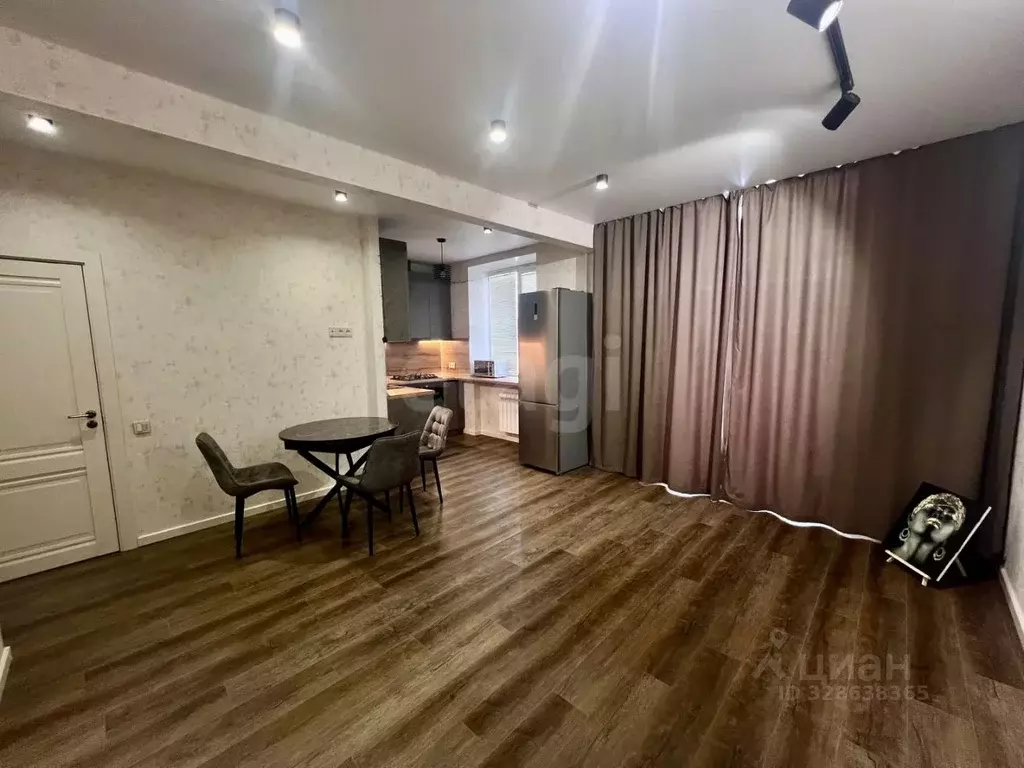 2-к кв. Самарская область, Самара ул. Гагарина, 120 (53.1 м) - Фото 2