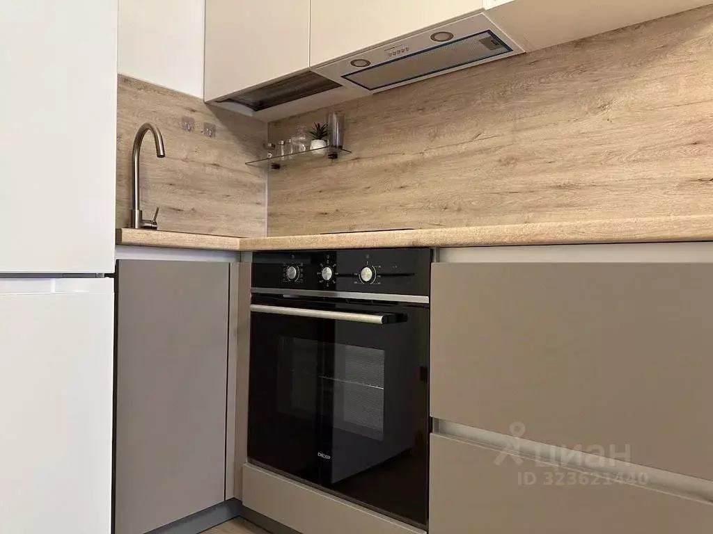 Студия Свердловская область, Екатеринбург ул. Сурикова, 63 (28.0 м) - Фото 1