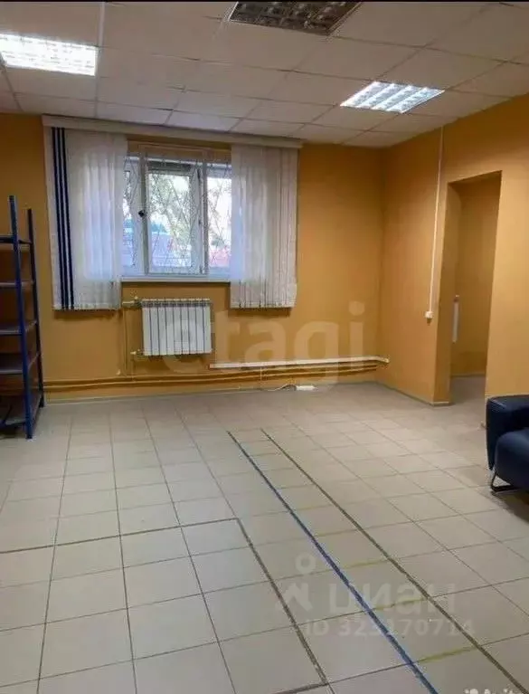 Помещение свободного назначения в Тверская область, Тверь Октябрьский ... - Фото 1