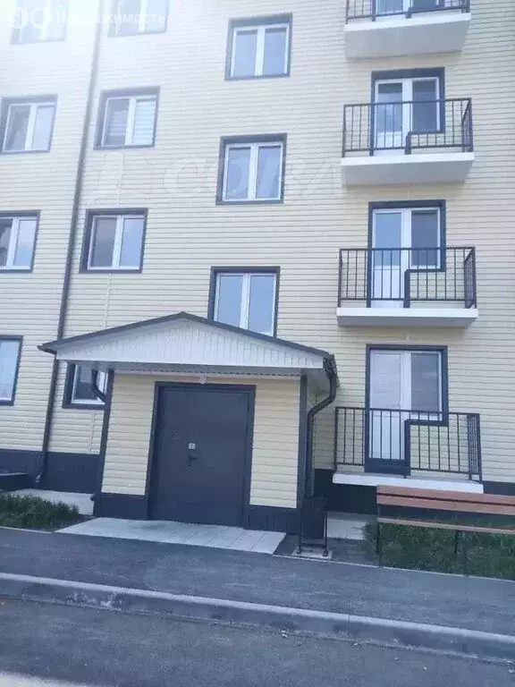 1-комнатная квартира: село Исетское, улица Янтимирова, 1 (32.9 м) - Фото 1