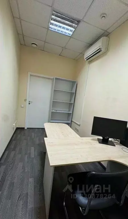 Офис в Новосибирская область, Новосибирск Большевистская ул., 1 (8 м) - Фото 2