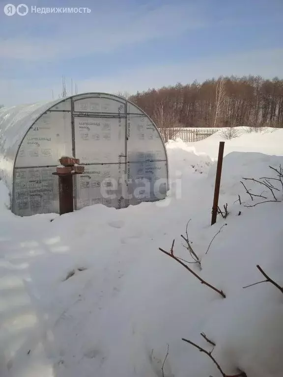 Дом в село Новая Отрадовка, Майская улица (30 м) - Фото 1