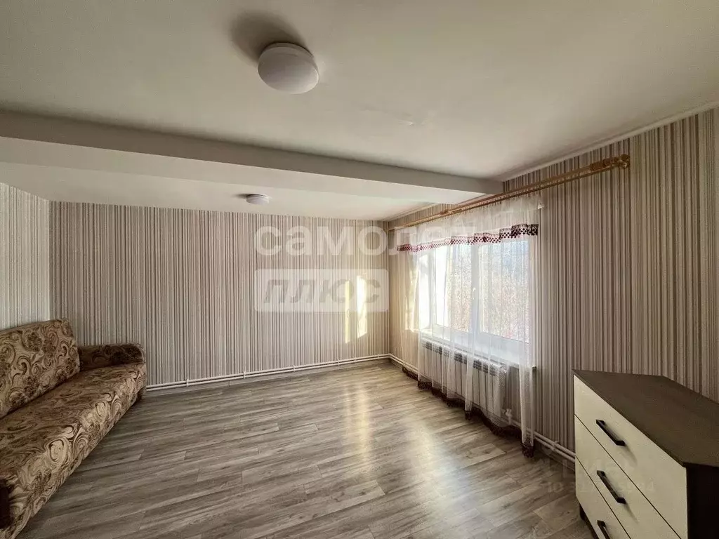 Дом в Омская область, Крутинка рп ул. Южная (76 м) - Фото 0